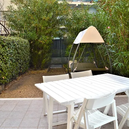 Climatise, Acces Piscine, Terrasse, Proche Et Commerces - Fr-1-226b-179 Apartman